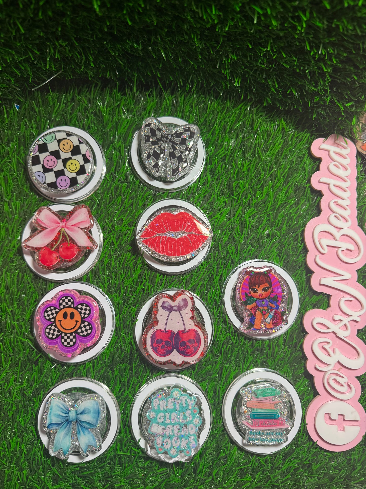 Pop sockets magnetic