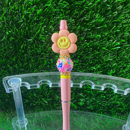 Daisies pen