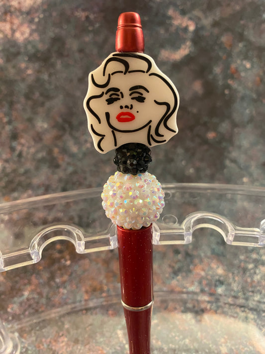 Marilyn Pen