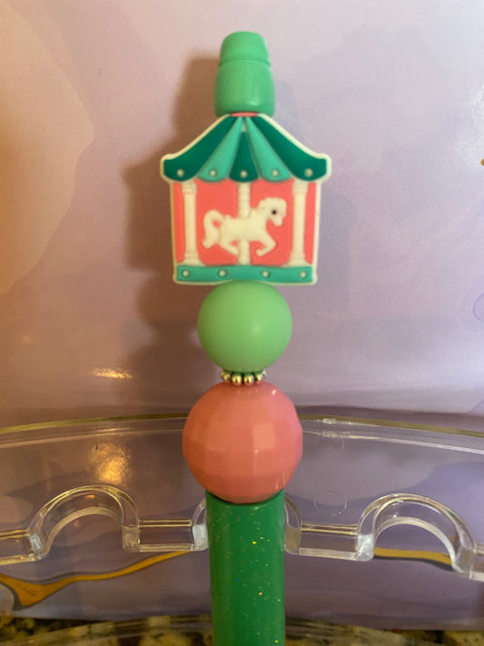 Carousel Pen